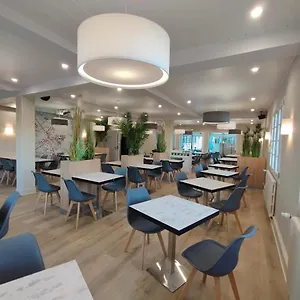 Le Relais Des Primeurs Logis Hotel Taule