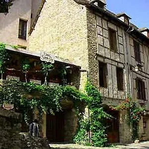 Sainte Foy Hotel Conques